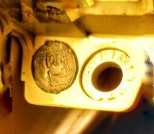 Свинцовая пломба-гвоздь